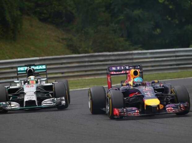 Sebastian Vettel, Lewis Hamilton Sebastian Vettel, Lewis Hamilton
