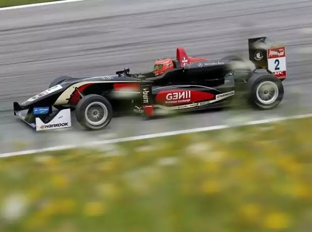 Esteban Ocon Titel-Bild zur News: Esteban Ocon
