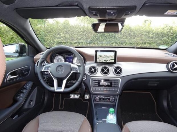 Mercedes-Benz GLA Edition 1 Mercedes-Benz GLA Edition 1