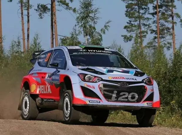 Titel-Bild zur News: Hayden Paddon, John Kennard