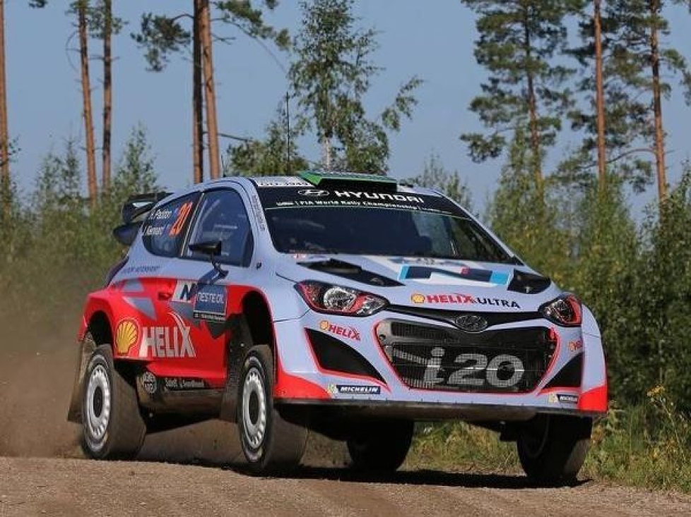 Hayden Paddon, John Kennard