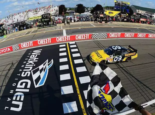 Titel-Bild zur News: Marcos Ambrose
