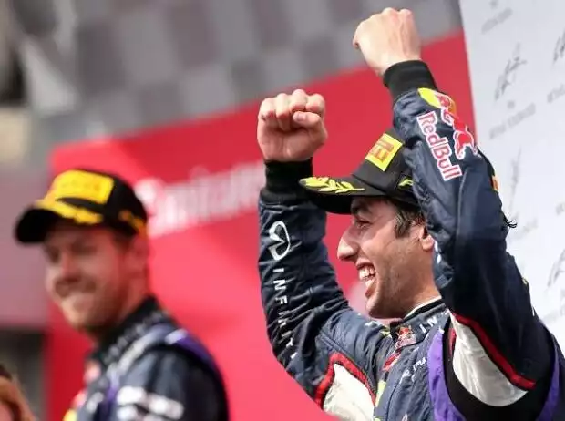 Daniel Ricciardo, Sebastian Vettel Titel-Bild zur News: Daniel Ricciardo, Sebastian Vettel