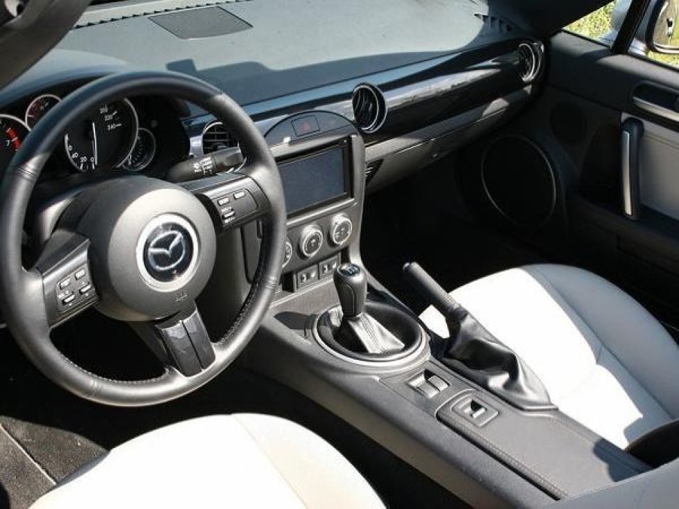 Mazda MX-5