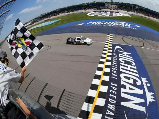 Johnny Sauter Titel-Bild zur News: Johnny Sauter