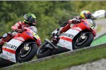 Michele Pirro vor Cal Crutchlow (Ducati) 