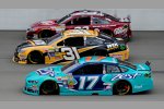 Three-Wide mit Ryan Newman (Childress), Alex Bowman (BK) und Ricky Stenhouse (Roush)