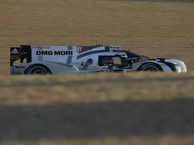 Timo Bernhard, Mark Webber Titel-Bild zur News: Timo Bernhard, Mark Webber