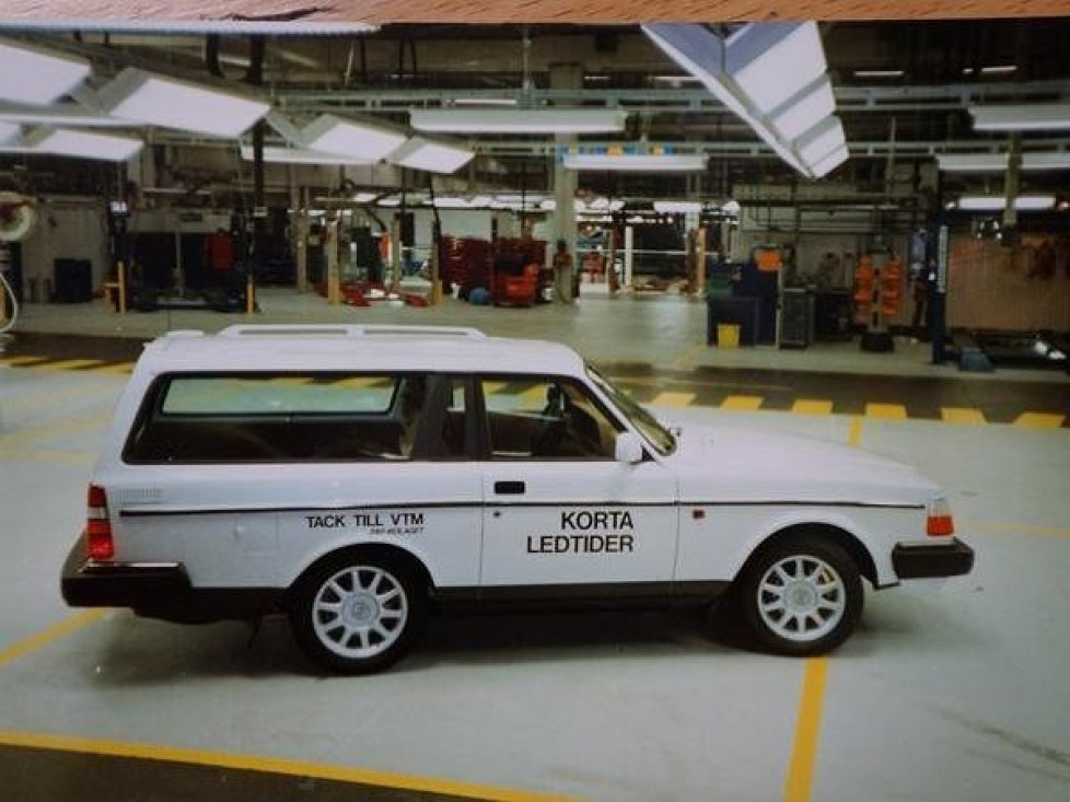 Der allerletzte Volvo 240 war eine kürzere Version, die als Dankeschön für die Leistungen der gesamten Produktionsmannschaft