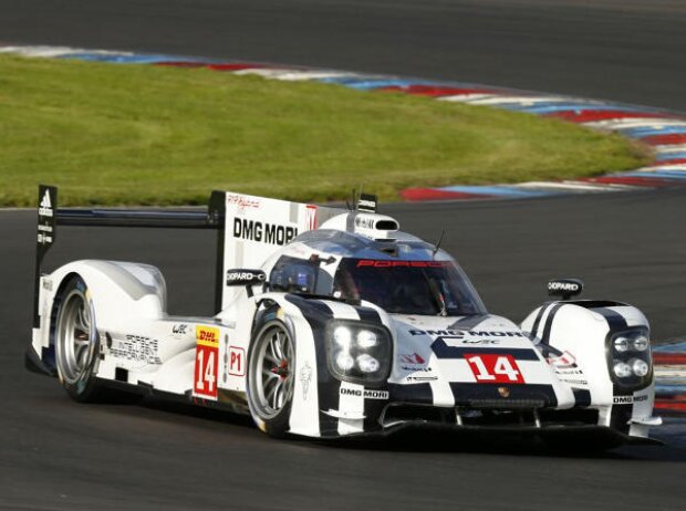 Titel-Bild zur News: Porsche Dumas Webber Jani