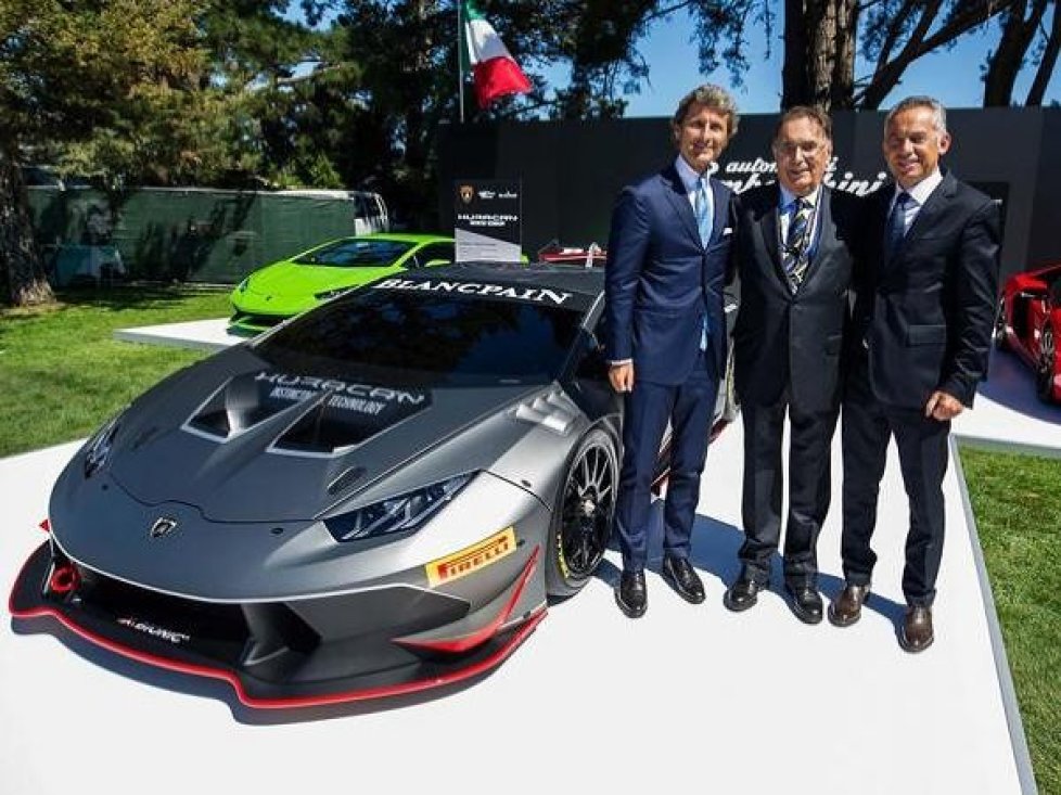 Lamborghini Huracán Super Trofeo mit Stephan Winkelmann, Giampaolo Dallara und Maurzio Reggiani (von links)