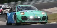 Bild zum Inhalt: Falken-Porsche im Regen-Qualifying auf der Pole