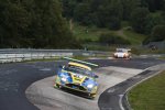 Stefan Mücke (Aston Martin) und Pedro Lamy 