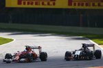 Fernando Alonso (Ferrari) und Nico Hülkenberg (Force India) 