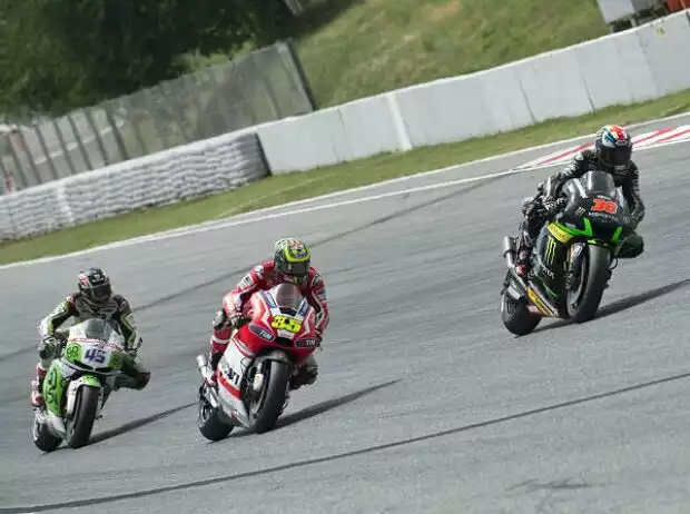 Titel-Bild zur News: Bradley Smith, Cal Crutchlow, Scott Redding