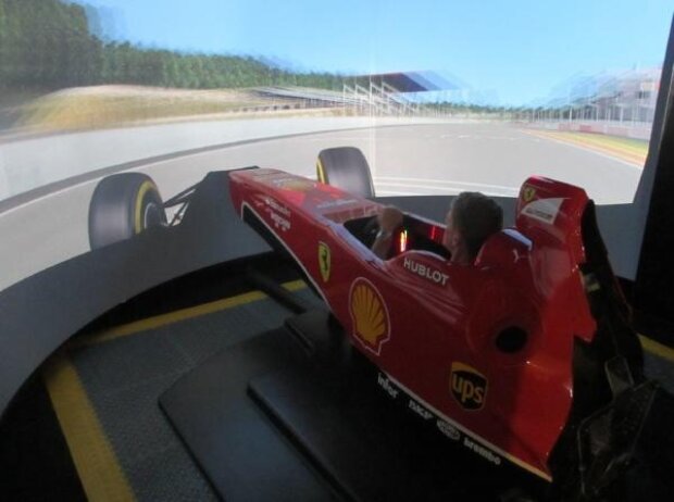 Titel-Bild zur News: Ferrari-Simulator