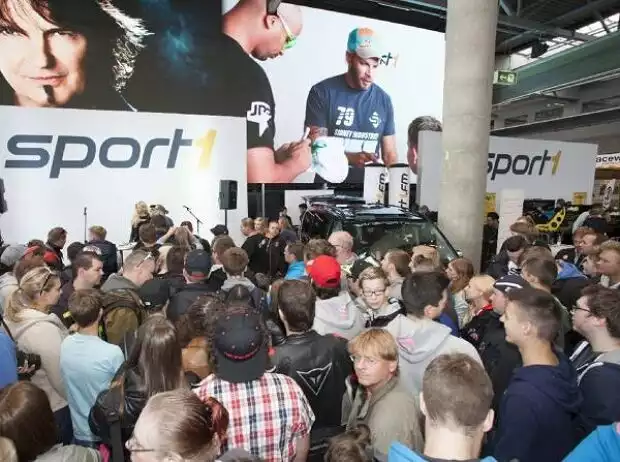 Autogramme SPORT1 Track Day 2014 Titel-Bild zur News: Autogramme SPORT1 Track Day 2014