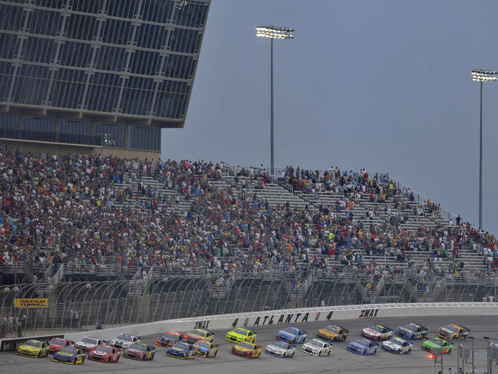 Start Sprint-Cup-Rennen Atlanta 2013