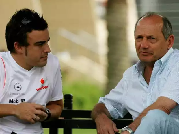 Fernando Alonso, Ron Dennis Titel-Bild zur News: Fernando Alonso, Ron Dennis