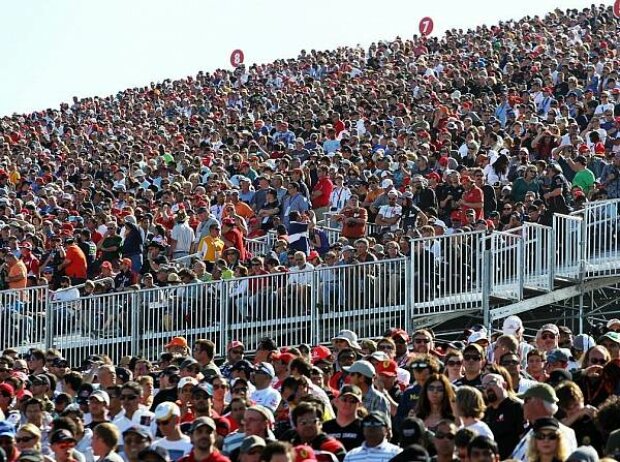 Volle Tribünen beim Grand Prix der USA in Austin Volle Tribünen beim Grand Prix der USA in Austin