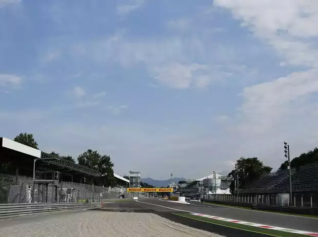 Monza Titel-Bild zur News: Monza