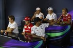 Kevin Magnussen (McLaren), Valtteri Bottas (Williams), Max Chilton (Marussia), Lewis Hamilton (Mercedes), Fernando Alonso (Ferrari) und Nico Rosberg (Mercedes) 