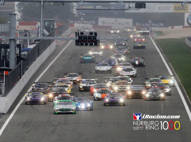 iRacing.com Nürburgring 1000 SimRacingEXPO: Gaming-Seite des Rennsports kennen iRacing.com Nürburgring 1000 SimRacingEXPO: Gaming-Seite des Rennsports kennen