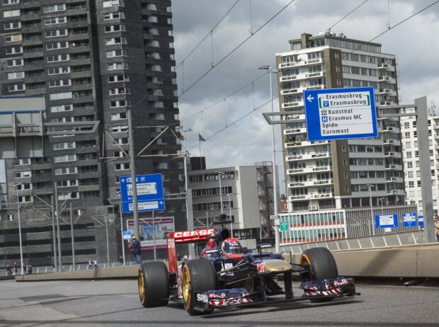 Titel-Bild zur News: Max Verstappen in Rotterdam