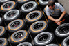 Bild zum Inhalt: Fahrer üben Kritik: Pirelli beim Heimspiel zu konservativ