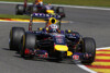 Bild zum Inhalt: Einfach vorbeigezogen - Ricciardo schlägt Vettel erneut