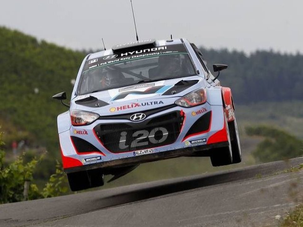 Thierry Neuville, Nicolas Gilsoul