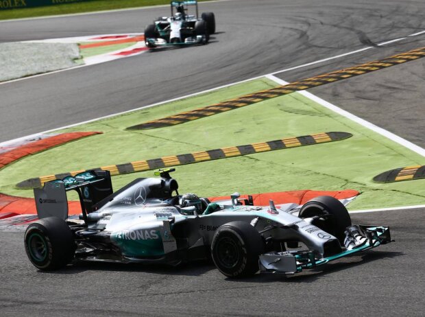 Titel-Bild zur News: Nico Rosberg, Lewis Hamilton