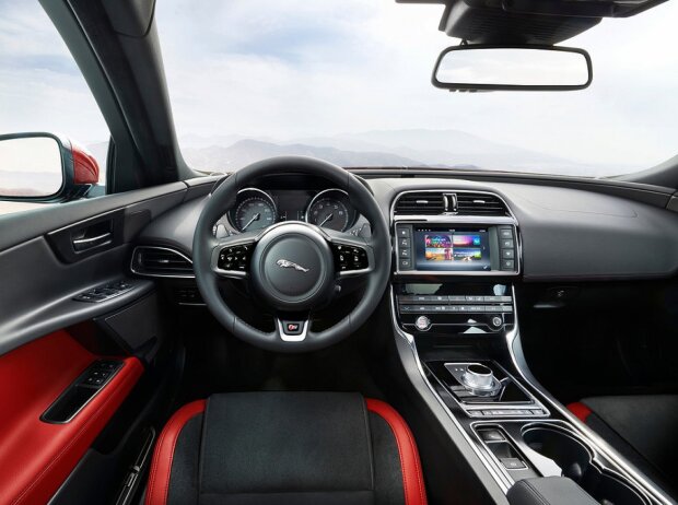 Innenraum des Jaguar XE