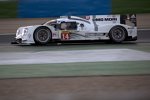 Der Porsche 919 Hybrid bei Testfahrten in Magny-Cours