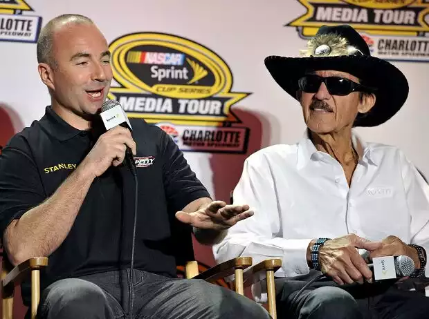 Titel-Bild zur News: Marcos Ambrose, Richard Petty
