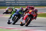 Marc Marquez vor Valentino Rossi 