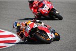 Daniel Pedrosa vor Andrea Dovizioso 