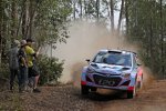 Thierry Neuville (Hyundai) und Nicolas Gilsoul (Hyundai) 