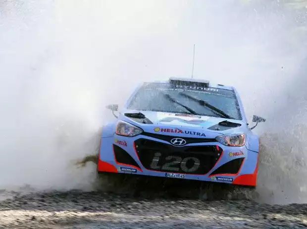 Titel-Bild zur News: Thierry Neuville, Nicolas Gilsoul