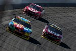 Kyle Busch (Gibbs), Jeff Gordon (Hendrick) und Kyle Larson (Ganassi) 