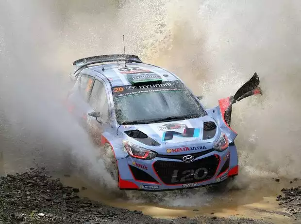 Hayden Paddon Titel-Bild zur News: Hayden Paddon