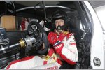 Kris Meeke testet den Citroen C-Elysee