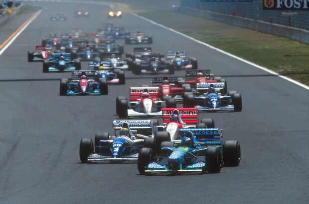 Michael Schumacher Mika H?kkinen Williams Williams F1 Team F1McLaren McLaren Mercedes F1 ~Start zum Pazifik-Grand-Prix 1994 in Aida~ 