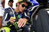 Bild zum Inhalt: Rossi zieht sich bei Crash Gehirnerschütterung zu