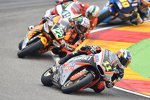 Sandro Cortese vor Sam Lowes 