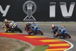 Alex Rins vor Alex Marquez 