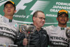 Bild zum Inhalt: Rosberg übersteuert Hamilton zum Sieg