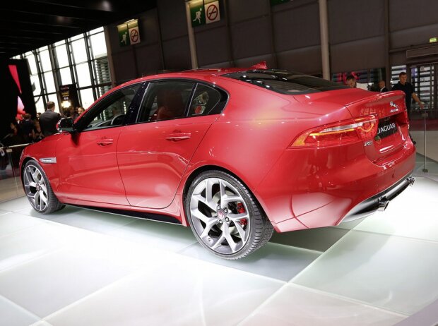 Jaguar XE Jaguar XE