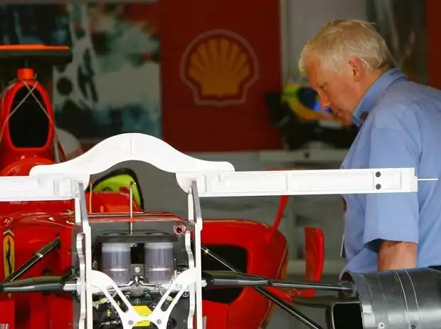 Charlie Whiting, Cockpit Titel-Bild zur News: Charlie Whiting, Cockpit