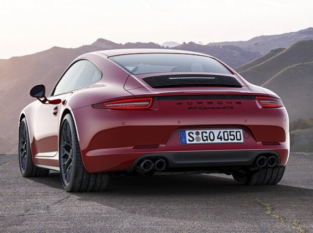 Porsche 911 Carrera GTS 